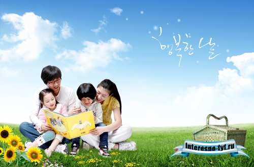Sources - A family on a picnic Sources - A family on a picnic