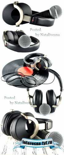 Наушники и микрофон на белом фоне / Earphones and microphone - Stock photo Наушники и микрофон на белом фоне / Earphones and microphone - Stock photo